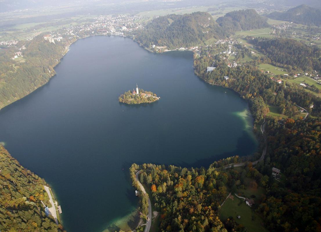 Blejsko jezero je spet mogoče obkrožiti