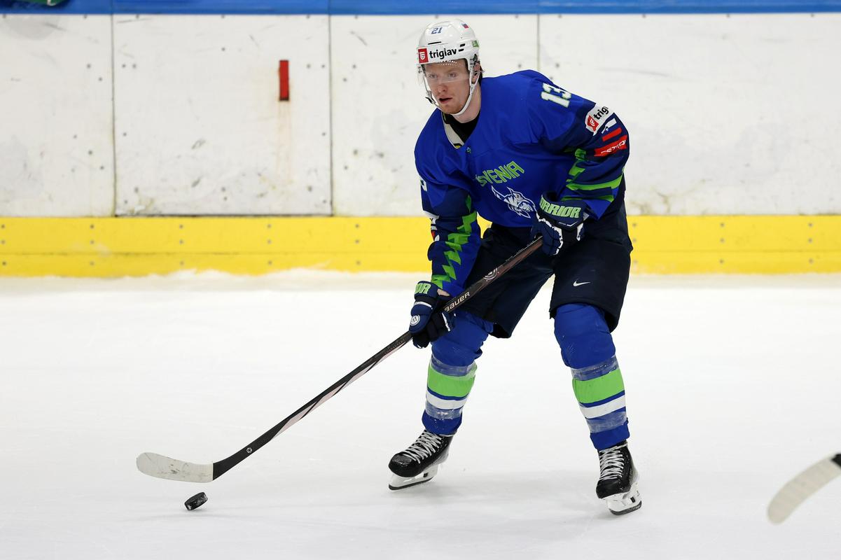 Olimpija postavo zaokrožila z reprezentantom Drozgom