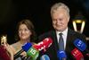 V drugem krogu predsedniških volitev v Litvi dvoboj med predsednikom in premierko