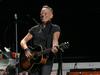 Bruce Springsteen zaradi težav z glasom preložil štiri koncerte v Evropi