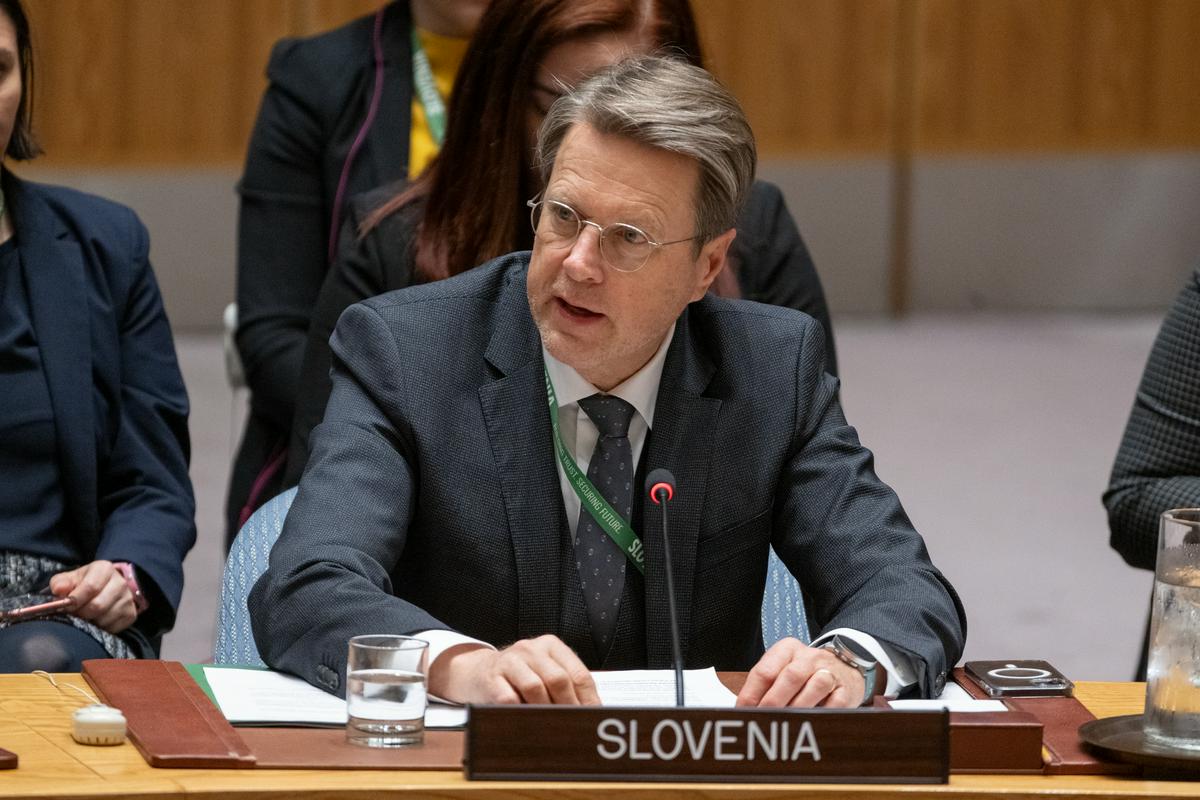 Žbogar pozval k premirju: Civiliste v Gazi pobijajo, ko čakajo v vrsti za hrano