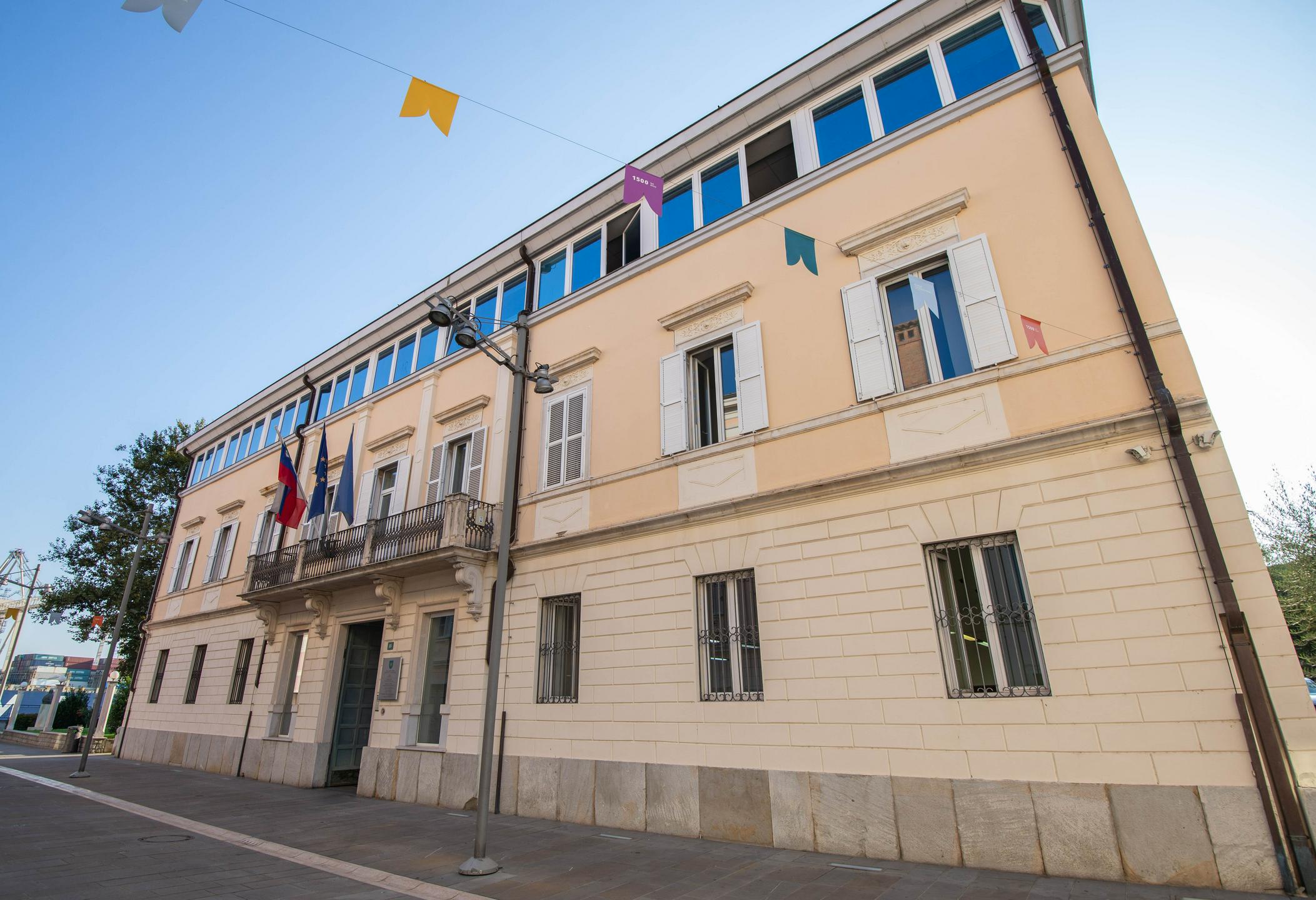Mestna občina Koper praznuje. Kdo si jo želi voditi prihodnja štiri leta?