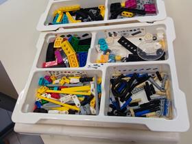 Robotika iz lego kock na OŠ Nove Fužine. Foto: Tanja Mojzer