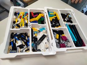 Robotika v devetih razredih. Foto: Tanja Mojzer