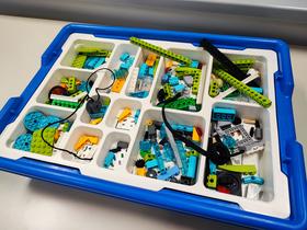 Robotika na OŠ Nove Fužine. Foto: Tanja Mojzer