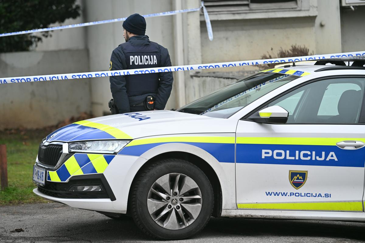 Ropar na Ptuju zvezal zaposleno in ukradel denar