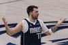 Luka Dončić ai Lakers con LeBron James!