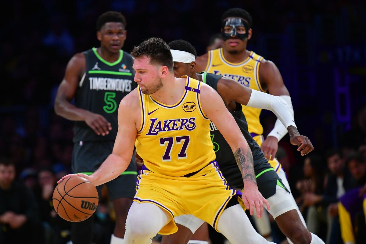 Končana je sedma sezona Luke Dončića v Ligi NBA. Zagotovo najtežja do zdaj. Foto: Reuters Končana je sedma sezona Luke Dončića v Ligi NBA. Zagotovo najtežja do zdaj. Foto: Reuters