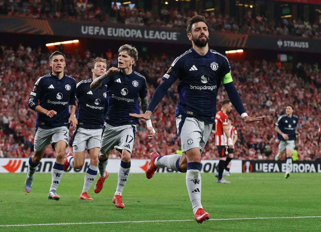 Bruno Fernandes je z dvema zadetkoma že do odmora odločil zmagovalca. Foto: Reuters Bruno Fernandes je z dvema zadetkoma že do odmora odločil zmagovalca. Foto: Reuters