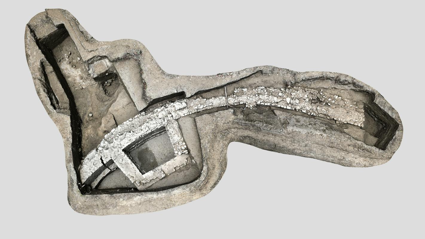 Vizualna rekonstrukcija izkopavanj na mostišču. Foto: Österreichischen Akademie der Wissenschaften/Österreichisches Archäologisches Institut/H. Wraunek Vizualna rekonstrukcija izkopavanj na mostišču. Foto: Österreichischen Akademie der Wissenschaften/Österreichisches Archäologisches Institut/H. Wraunek