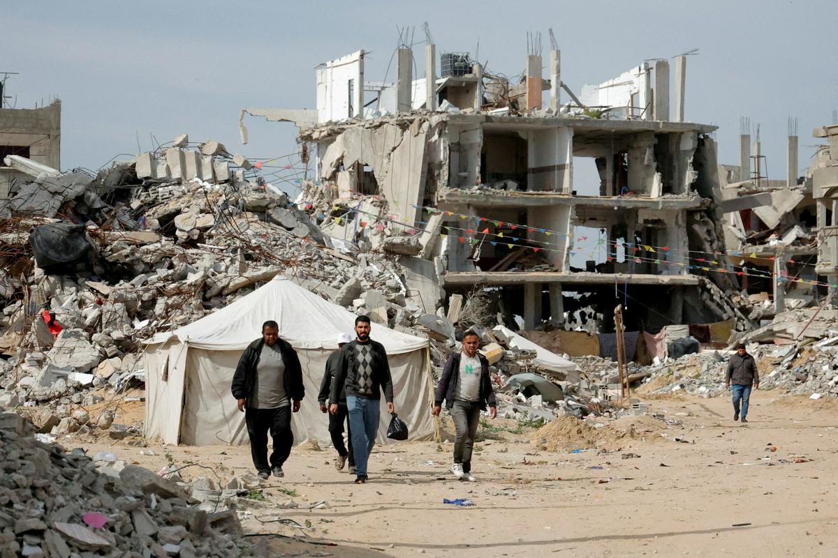 Prizor iz razdejane Rafe na jugu Gaze. Foto: Reuters Prizor iz razdejane Rafe na jugu Gaze. Foto: Reuters
