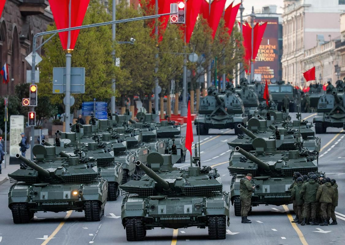 V ruski prestolnici že več kot teden dni potekajo vaje za vojaško parado. Foto: Reuters V ruski prestolnici že več kot teden dni potekajo vaje za vojaško parado. Foto: Reuters