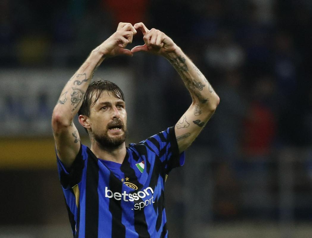 Francesco Acerbi je Inter rešil v 93. minuti, milanskemu klubu je izboril podaljšek. Foto: Reuters Francesco Acerbi je Inter rešil v 93. minuti, milanskemu klubu je izboril podaljšek. Foto: Reuters
