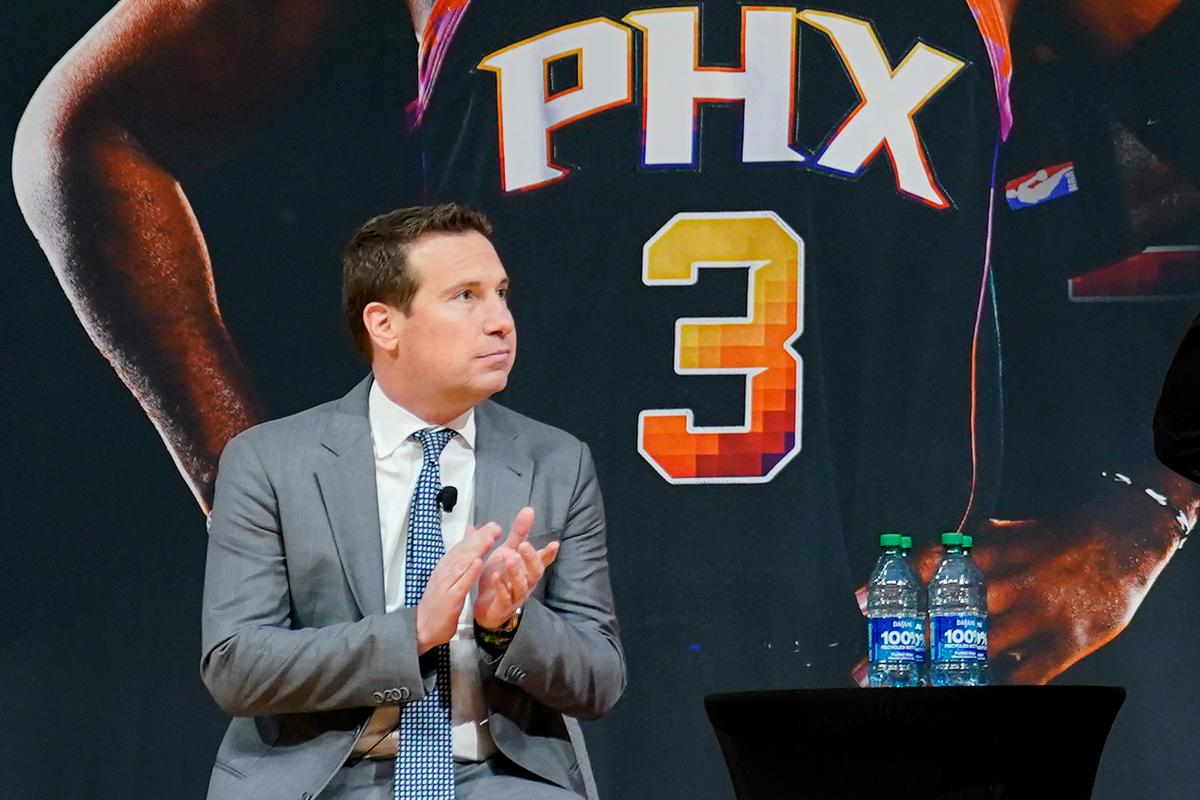 Phoenix dal priložnost trenerskemu debitantu Jordanu Ottu