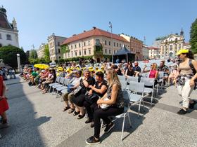 Čist hud žur na Kongresnem trgu Foto: Tanja Mojzer