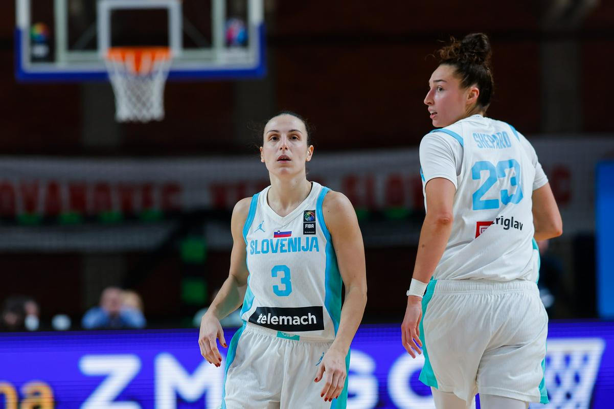 Teja Oblak še ne zapira reprezentančnega poglavja