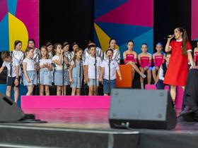 Čist hud žur na Kongresnem trgu (ZOFKARJI - TV SLO, Ljubljana) Foto: Adrian Pregelj / RTV Slovenija