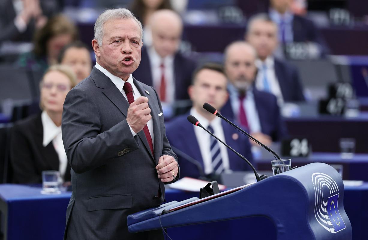 Na Brdu pri Kranju bo potekalo delovno srečanje med premierjem Golobom in jordanskim kraljem
