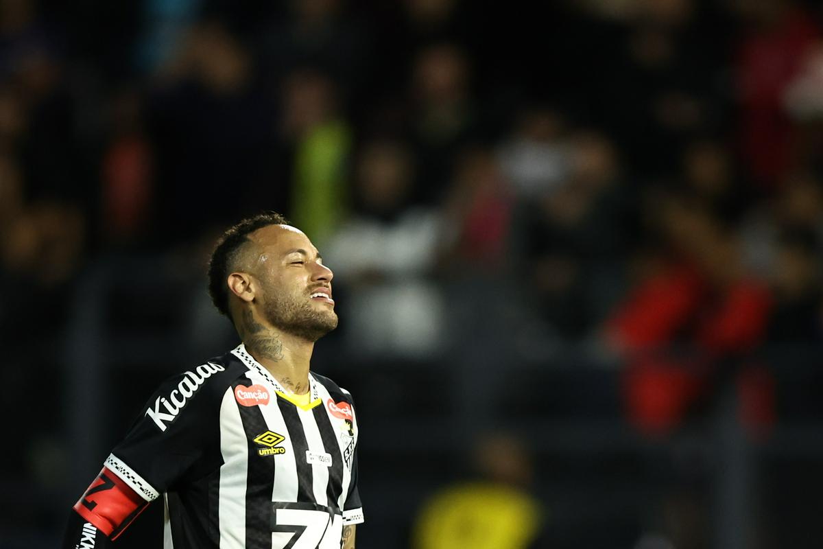Neymar podaljšal pogodbo s Santosom