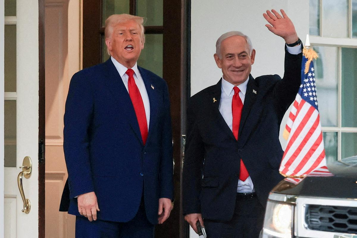 Trump pozval k ustavitvi sojenja Netanjahuju ali njegovi pomilostitvi
