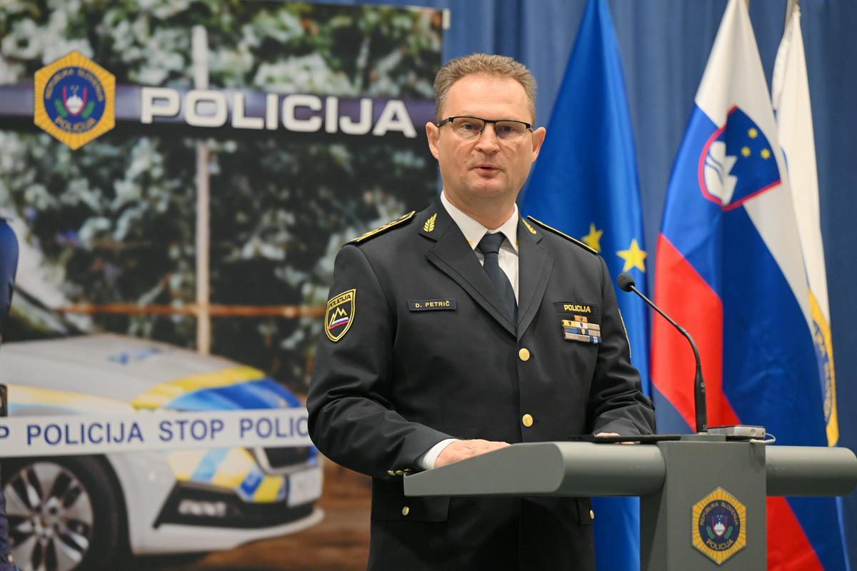 Zakaj vlada okleva z imenovanjem Damjana Petriča za generalnega direktorja policije?