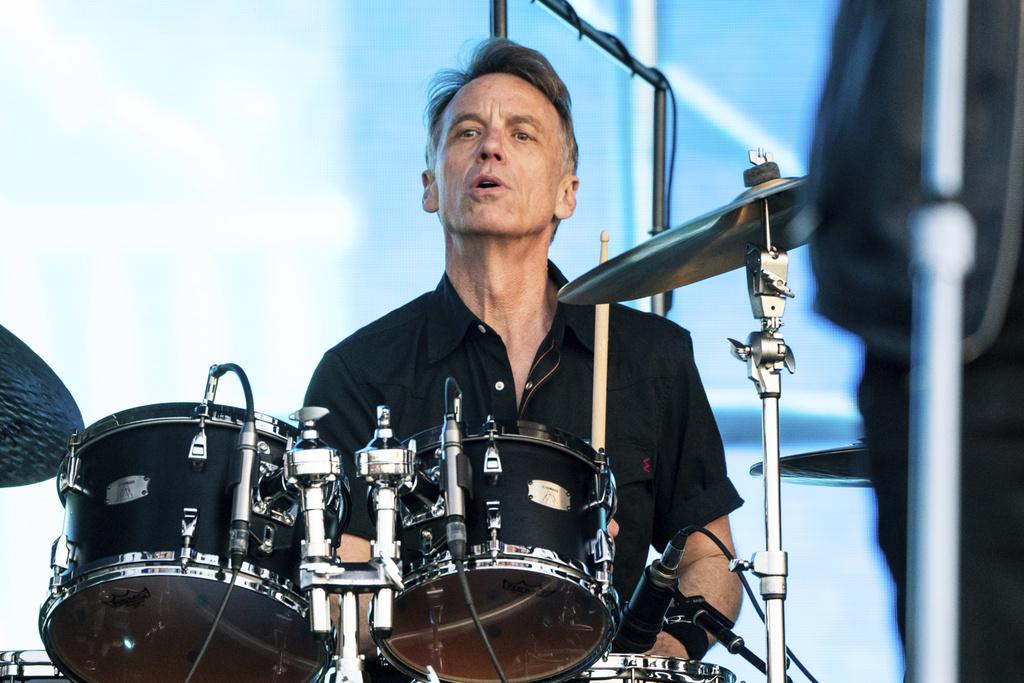 Po 27 letih skupino Pearl Jam zapušča bobnar Matt Cameron