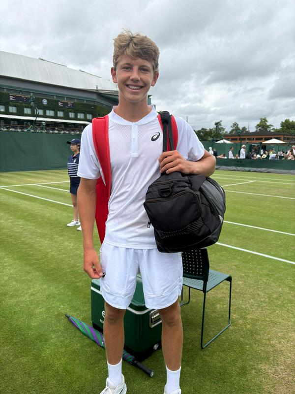 16-letni Šeško v Wimbledonu izločil leto in pol starejšega prvega nosilca