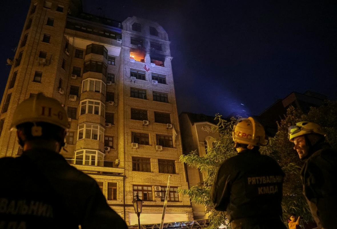 V zračnem napadu na Kijev ubita dva človeka