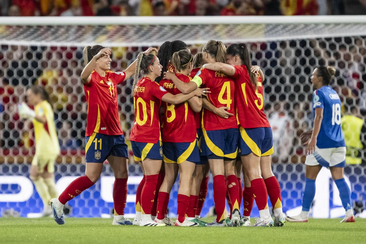 Italijanke kljub porazu proti razigranim Špankam v četrtfinalu