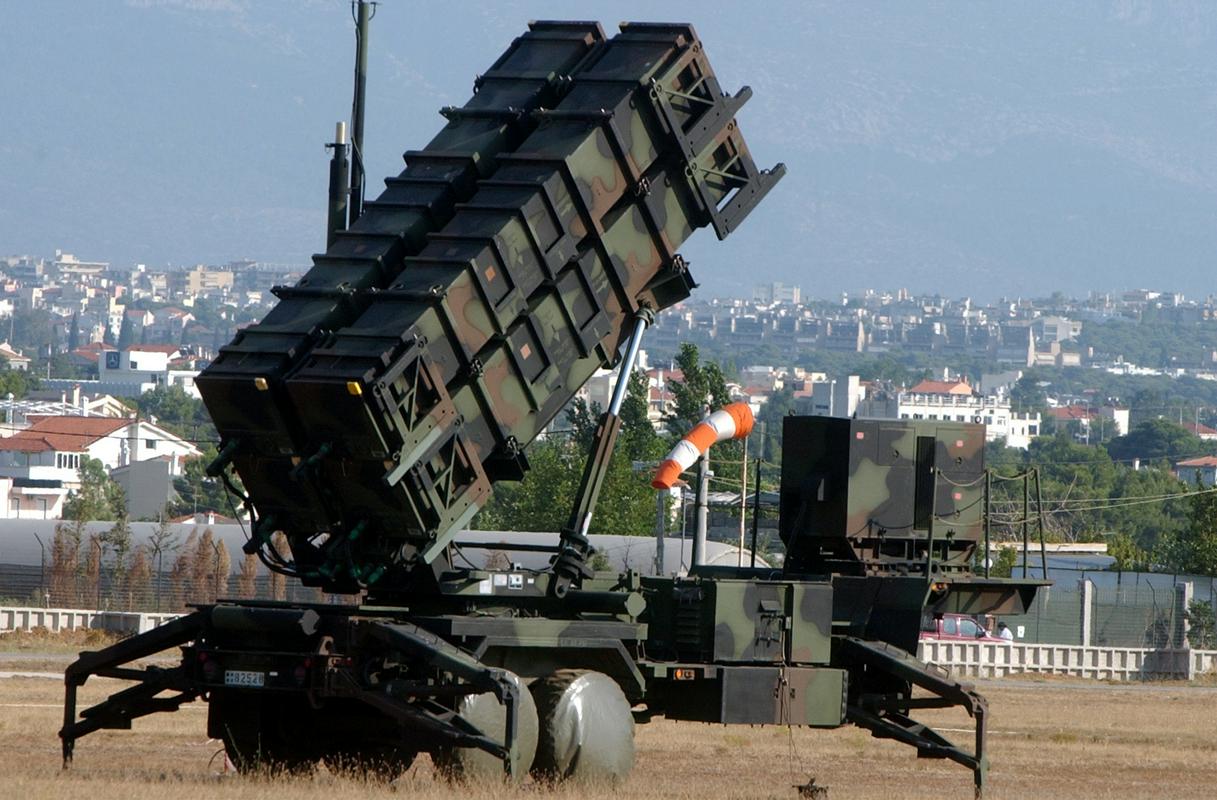 Nizozemska dobavlja ameriške sisteme zračne obrambe Ukrajini