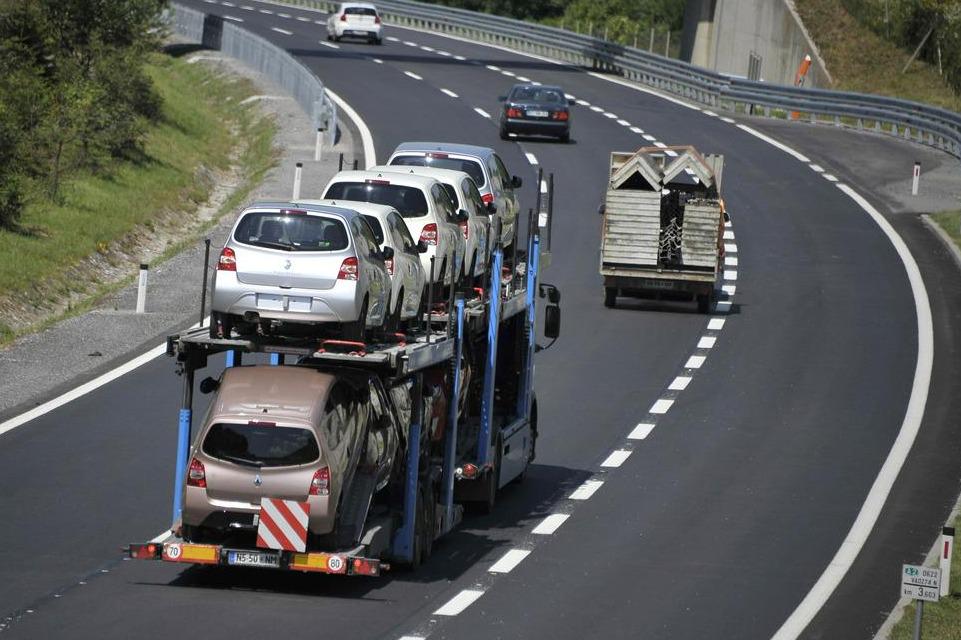 Poslanci na odboru niso podprli odprave subvencij za fosilna goriva v podnebnem zakonu