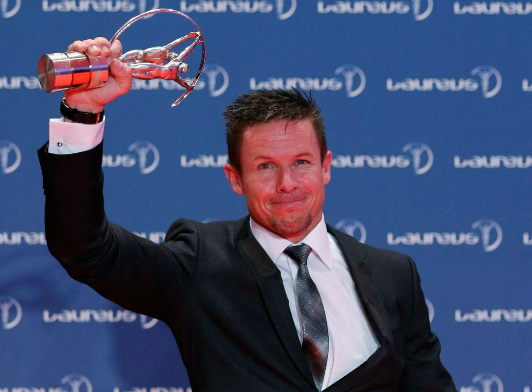 V nesreči z jadralnim padalom umrl ekstremni športnik Felix Baumgartner