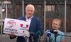 Aleš Primc in Milena Miklavčič vložila 15.000 podpisov za razpis referenduma