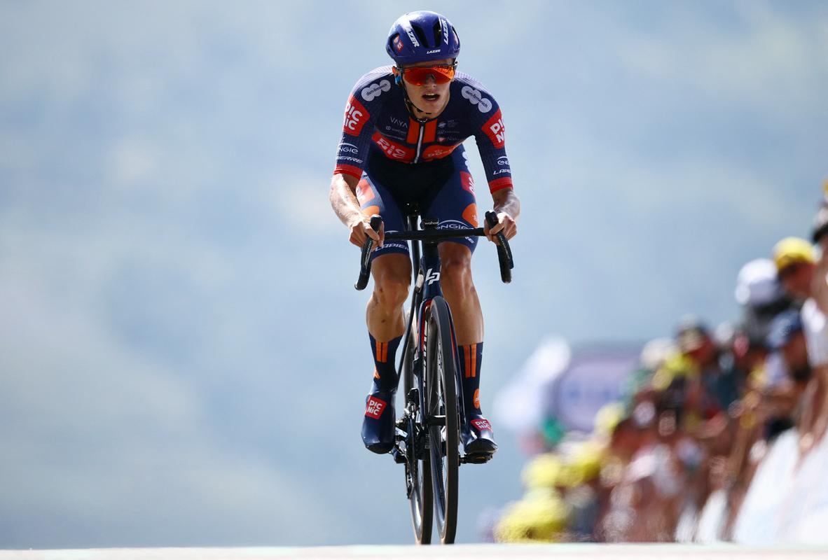 Uradno: Onley podpisal za Ineos Grenadiers