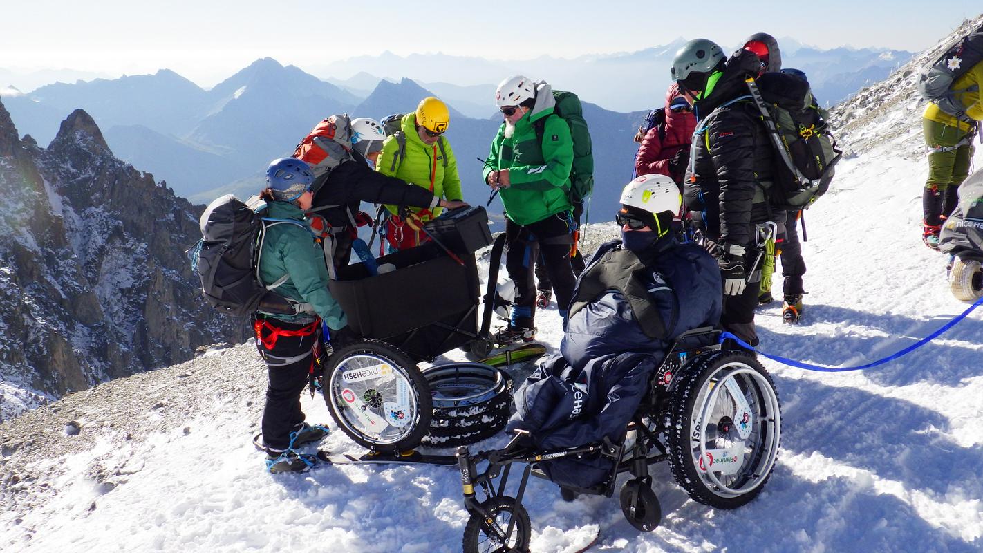 Slovenska odprava z invalidi osvojila mali Matterhorn in Breithorn