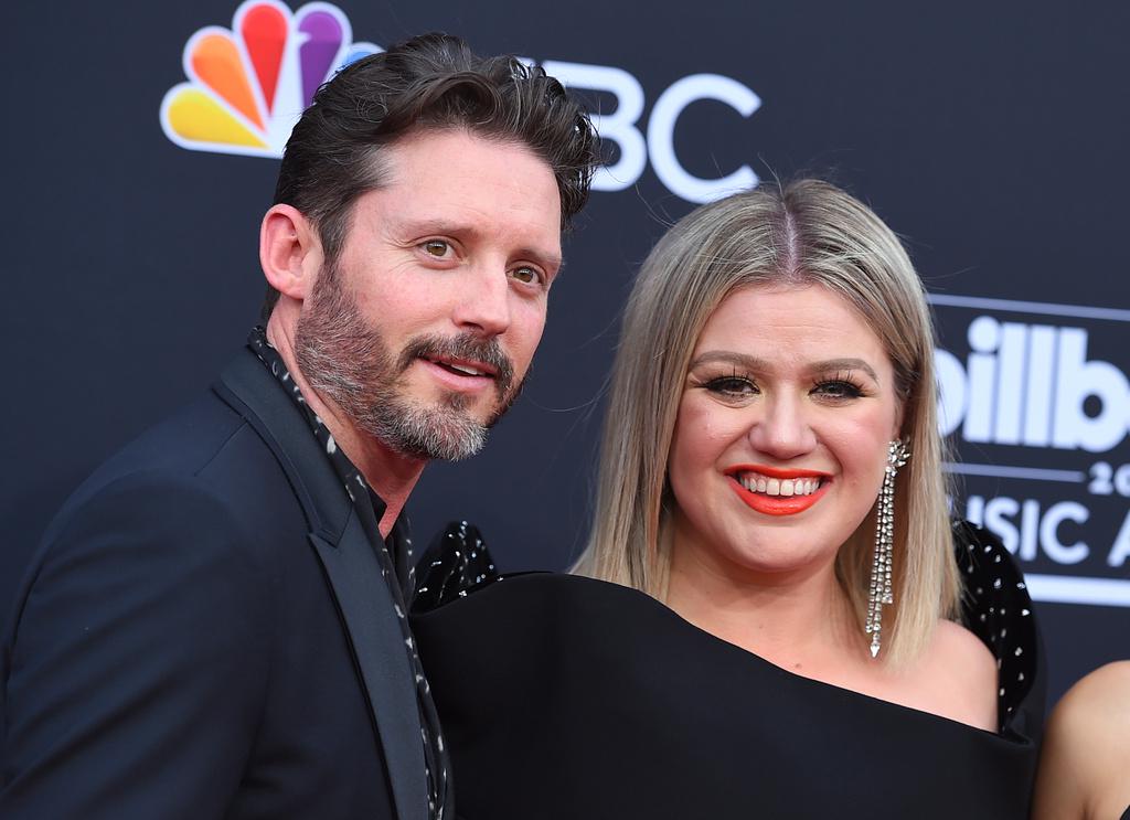 Boj z rakom izgubil Brandon Blackstock, menedžer in nekdanji mož Kelly Clarkson