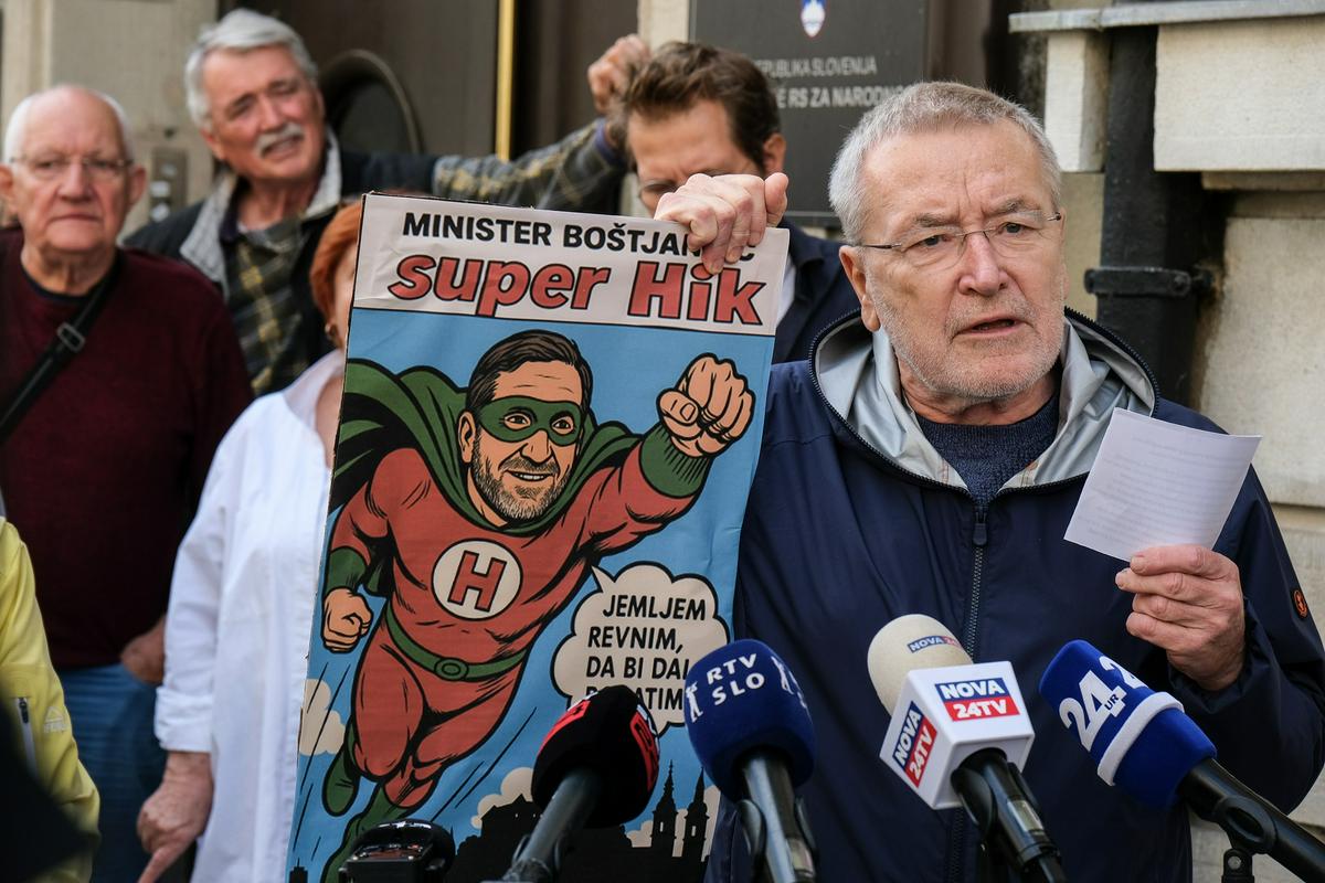 Glas ljudstva: Zavrnitev proporcionalnega zdravstvenega prispevka pokazala vladni neoliberalni obraz