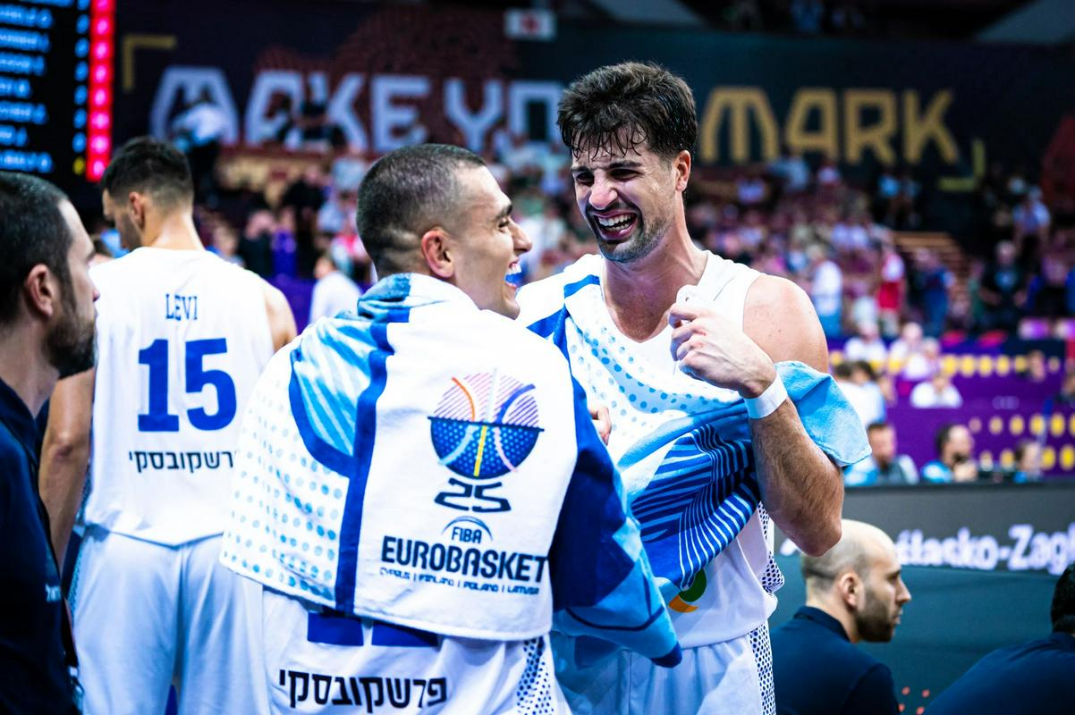 Slovenski košarkarji se pripravljajo na tekmo z Izraelom na Eurobasketu