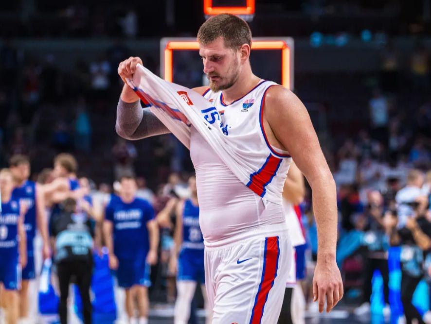 Selektor Pešić po izpadu Srbije s prstom pokazal na skok v napadu Finske