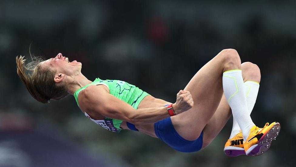 Tina Šutej in njena kompleksna atletska disciplina