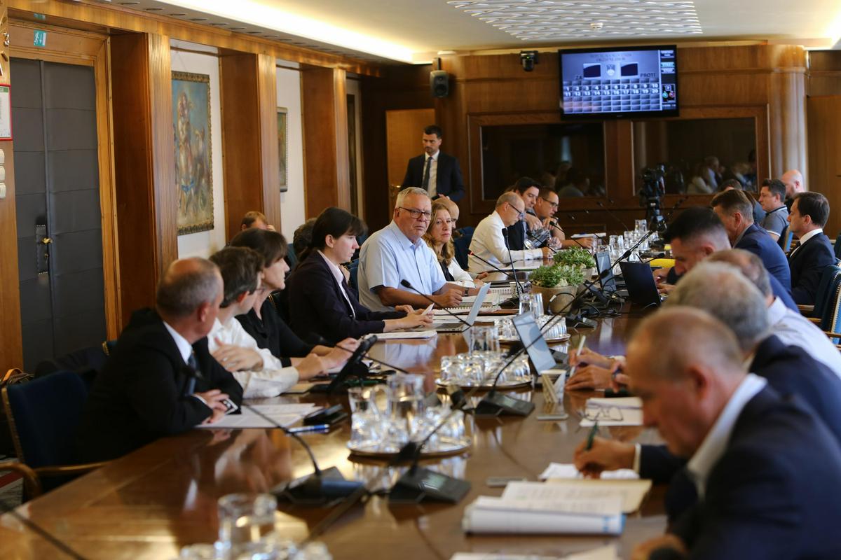 Nova gradbenega zakona in predlog o urejanju prostora skozi sito odbora