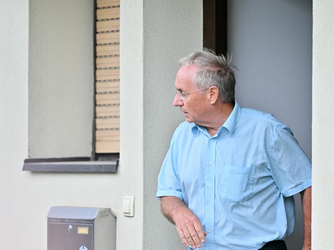 Tožilstvo zavrglo ovadbo zoper Hojsa, ki so ga sumili izdaje podatkov Kavaškemu klanu