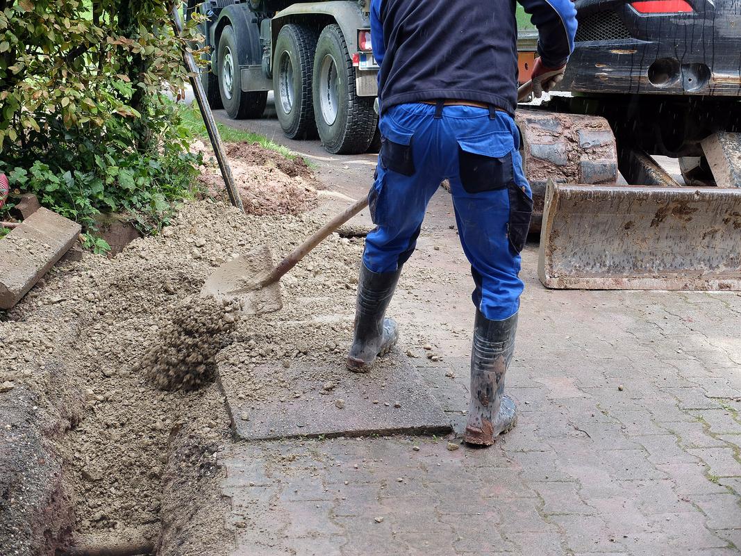 ZSSS znova pozvala k ratifikaciji konvencije o odpravi nasilja na delovnem mestu