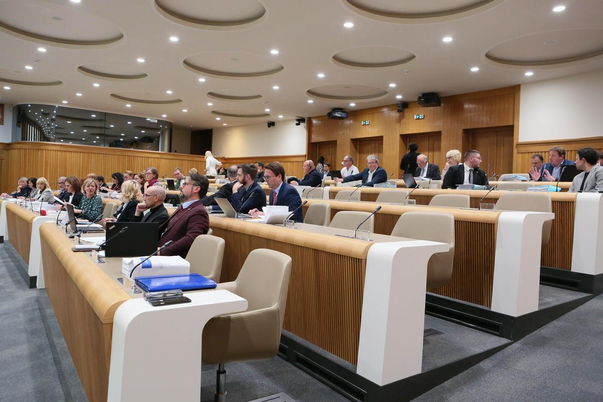 Opozicija ostro nasprotuje spremembam pri imenovanju sodnikov in reformi pravosodja