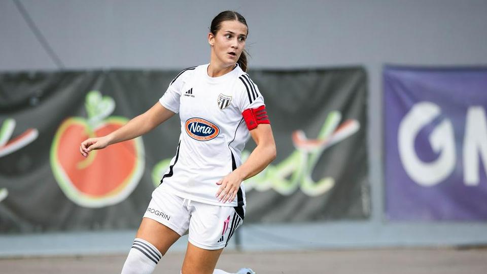 Belorusinje hitro izenačile na 2:2, v osmino finala se je vseeno uvrstila Mura