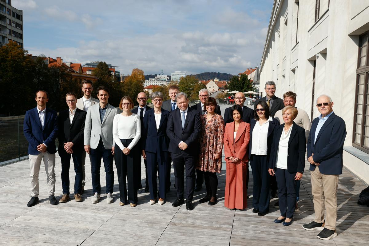 Na predvečer prvega dneva znanosti bodo podelili nagrade za znanstvene in raziskovalne dosežke