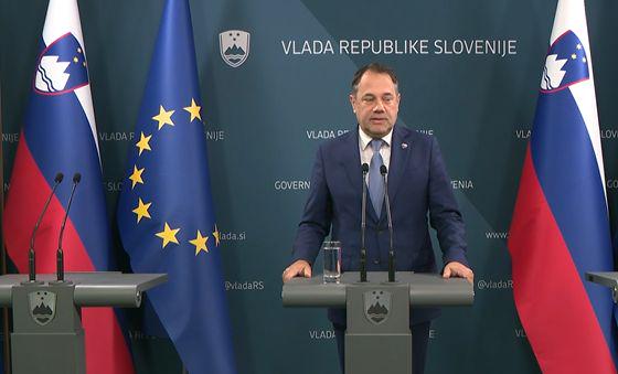 Vlada potrdila predlog o božičnici: izplačana bo najkasneje 18. decembra v višini 639 evrov