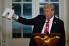 Bo v Washingtonu zrasel Trumpov slavolok? Ameriški predsednik si ga želi.