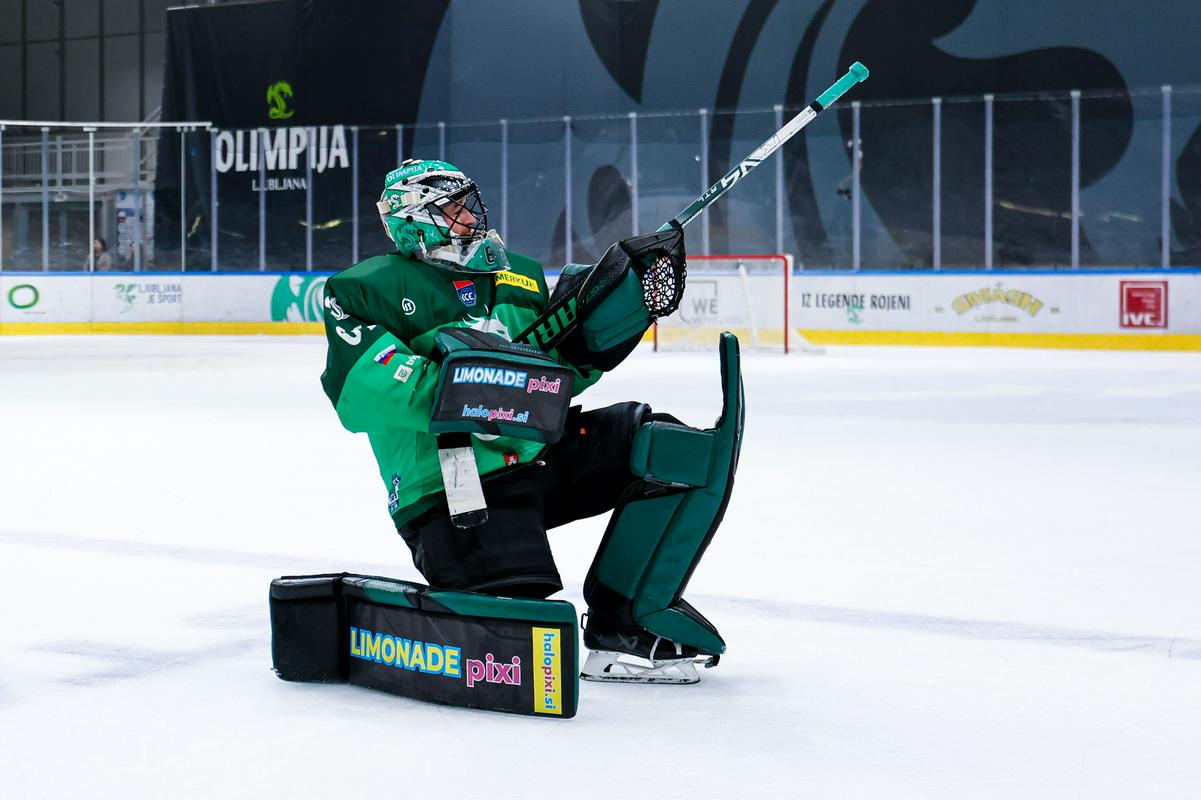 Dvoboj vodilnih: Olimpija - Pustertal 0:0 (prva tretjina)
