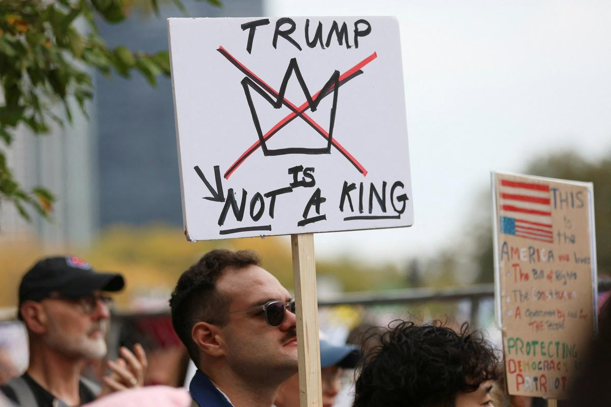 Na tretjih množičnih protestih proti Trumpu se je po vseh ZDA zbralo več milijonov ljudi